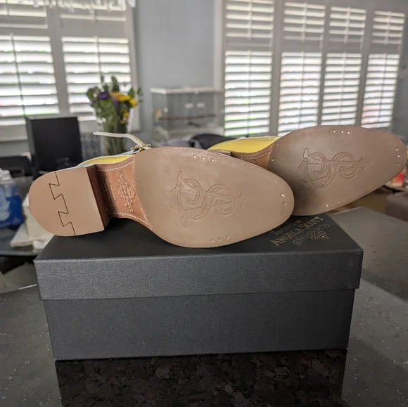 NWOT Yellow T-Strap The Office Of Angela Scott Heels Dustbag Included No Box - Picture 5 of 10